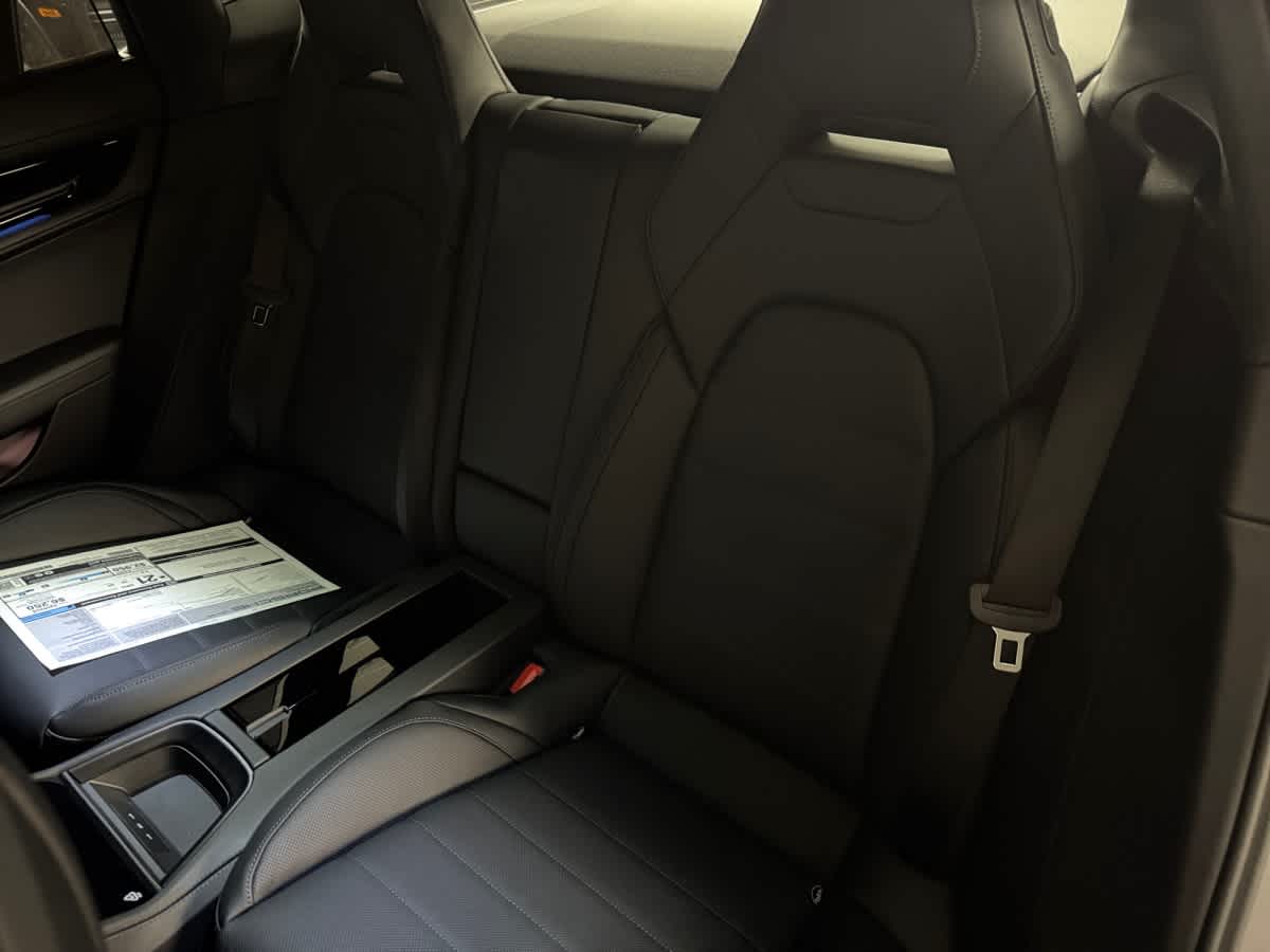 new 2026 Porsche Panamera car