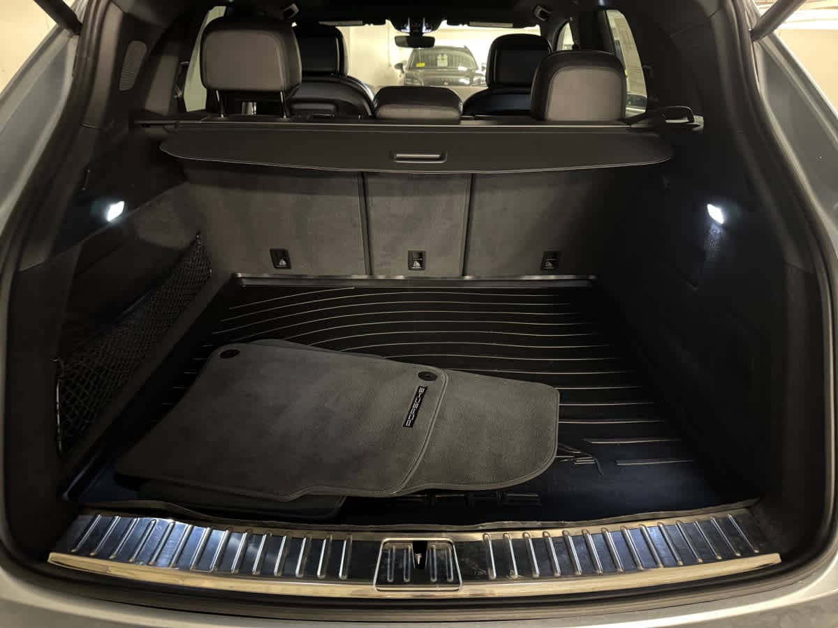 used 2022 Porsche Cayenne car, priced at $59,498