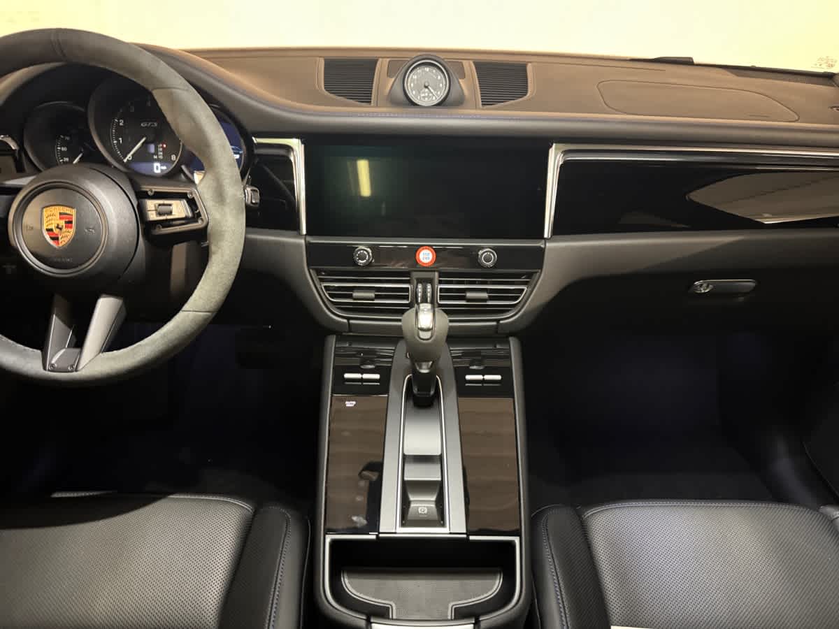 new 2026 Porsche Macan car