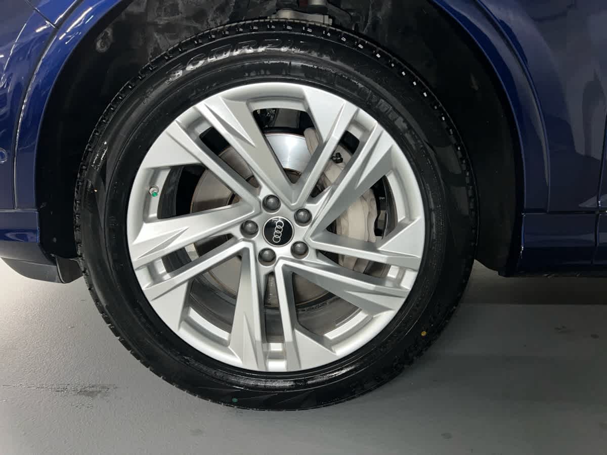 used 2022 Audi Q7 car, priced at $33,797