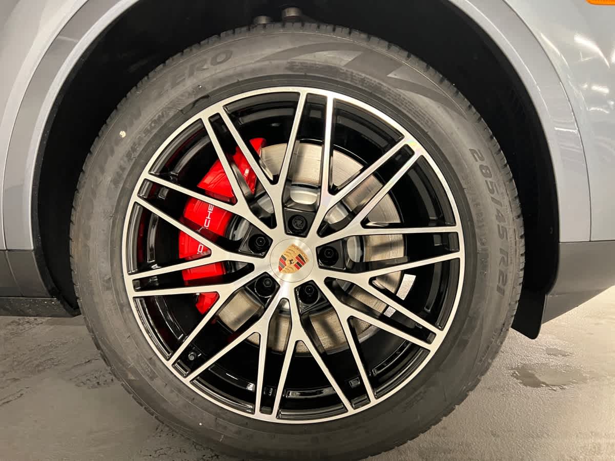 new 2026 Porsche Cayenne car