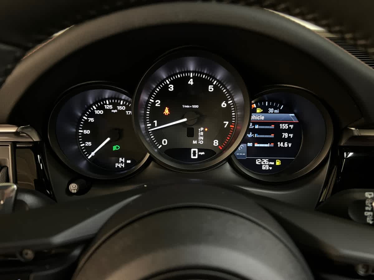 new 2026 Porsche Macan car