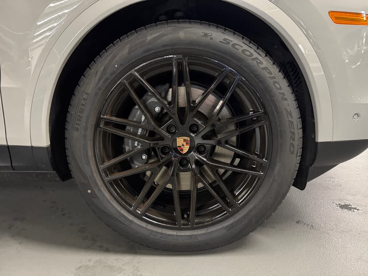 new 2026 Porsche Cayenne car