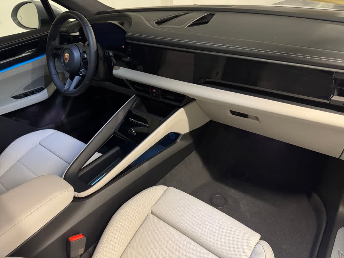 new 2026 Porsche Macan car