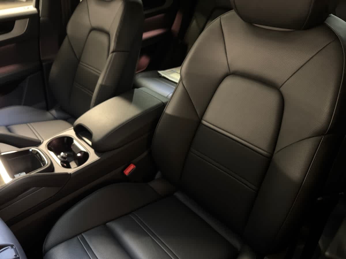 new 2026 Porsche Cayenne car