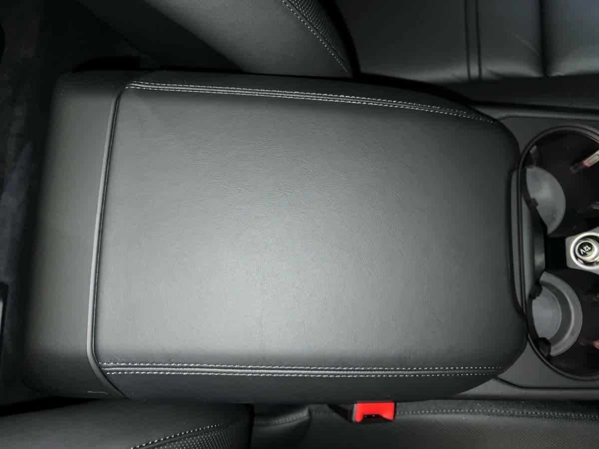 new 2026 Porsche Cayenne car