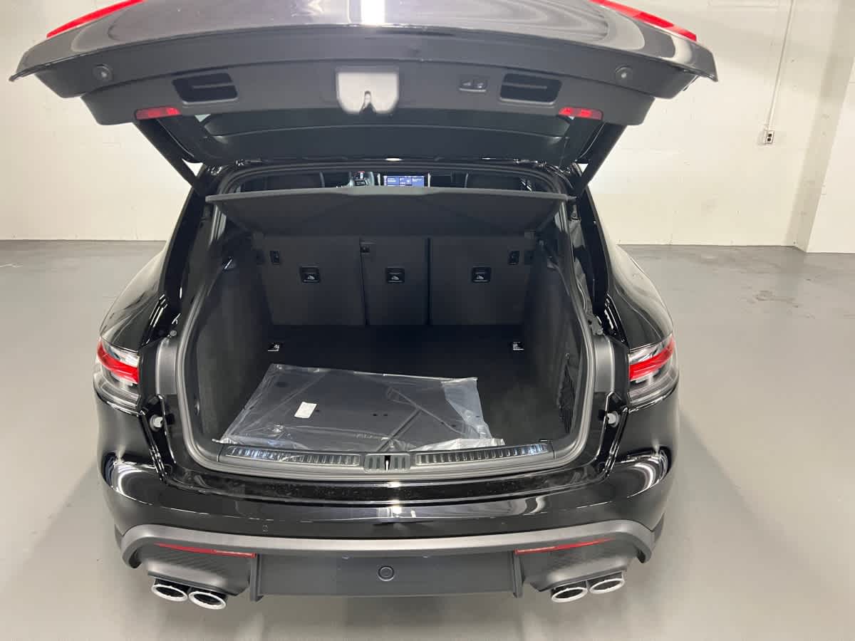 new 2026 Porsche Macan car