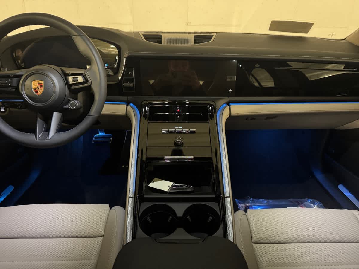 new 2026 Porsche Panamera car