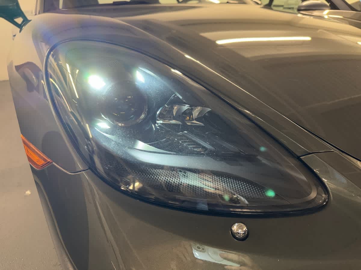 new 2025 Porsche 718 Cayman car