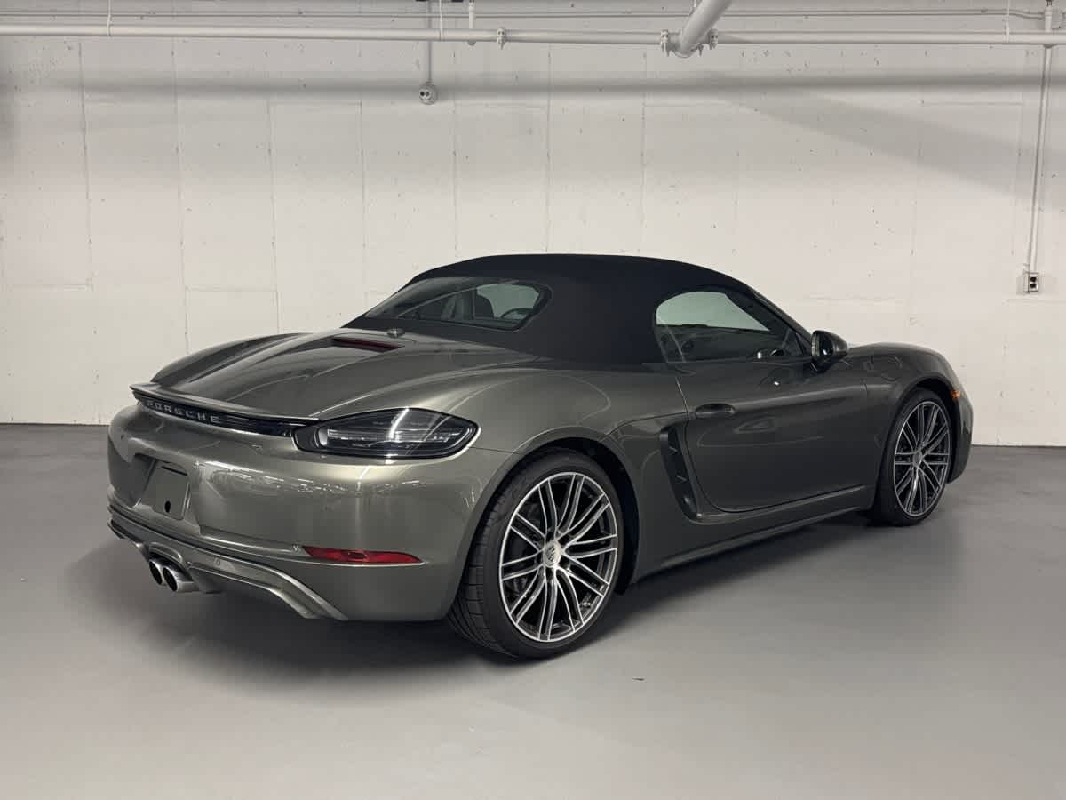 new 2025 Porsche 718 Boxster car