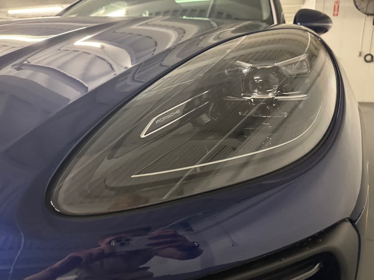 2026 Porsche Macan - Photo 30