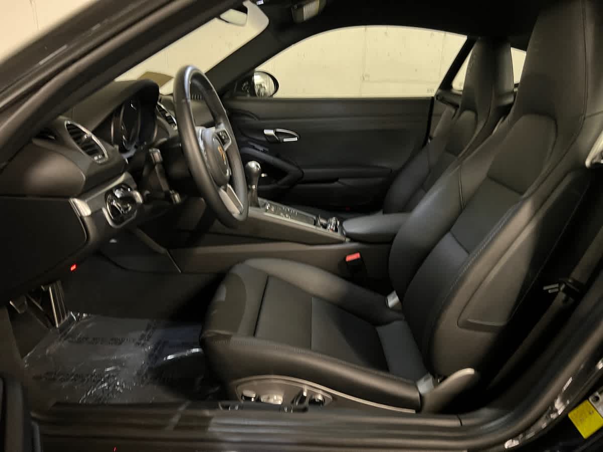 new 2025 Porsche 718 Cayman car