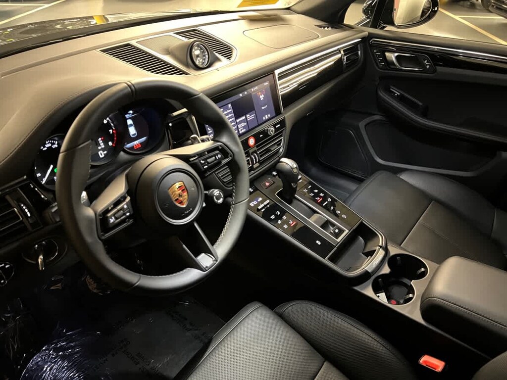 New 2026 Porsche Macan SUV