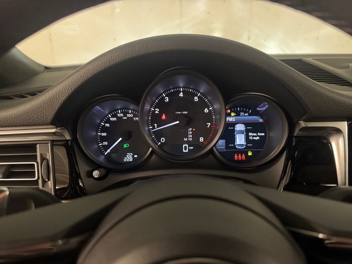 new 2026 Porsche Macan car