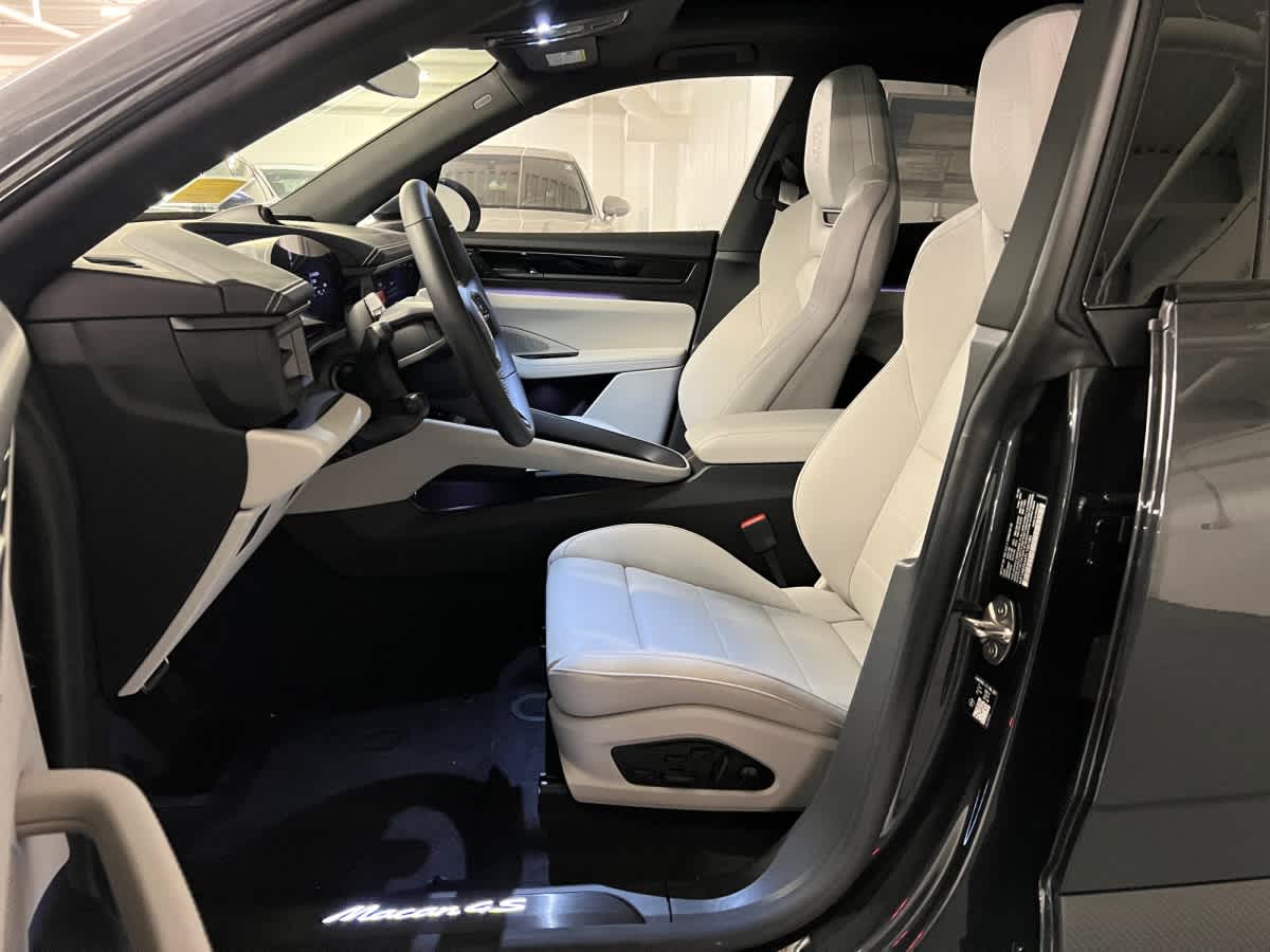 new 2026 Porsche Macan car