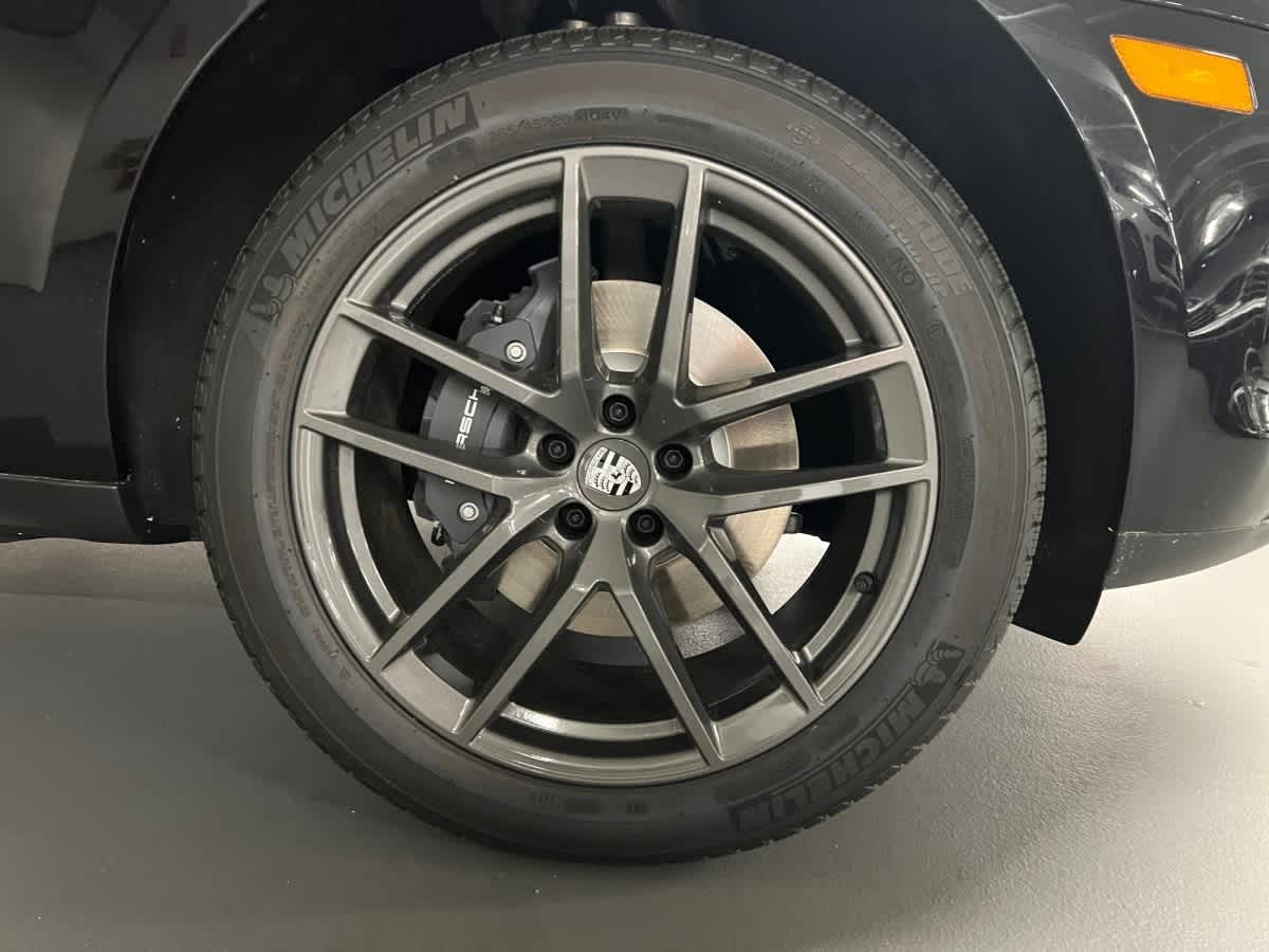 new 2026 Porsche Macan car