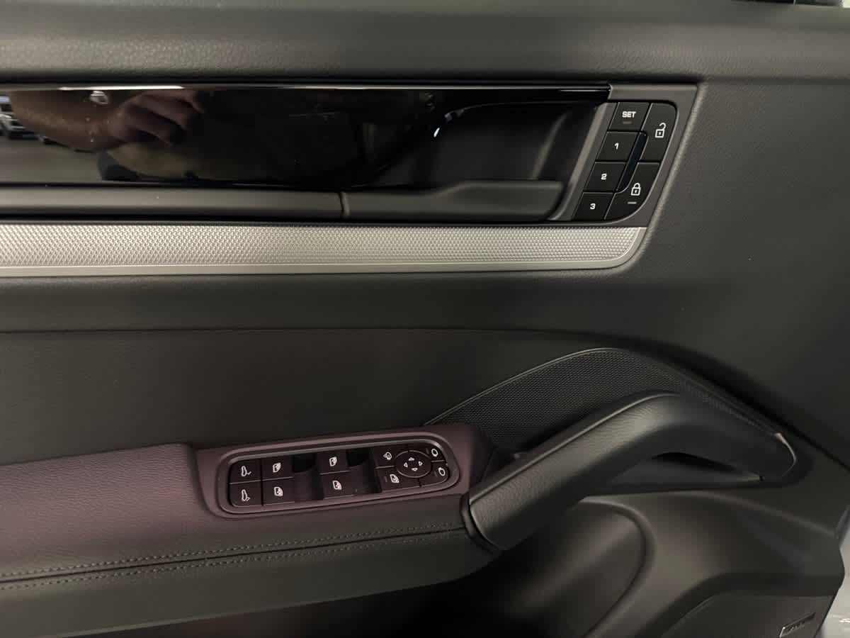 new 2026 Porsche Cayenne car