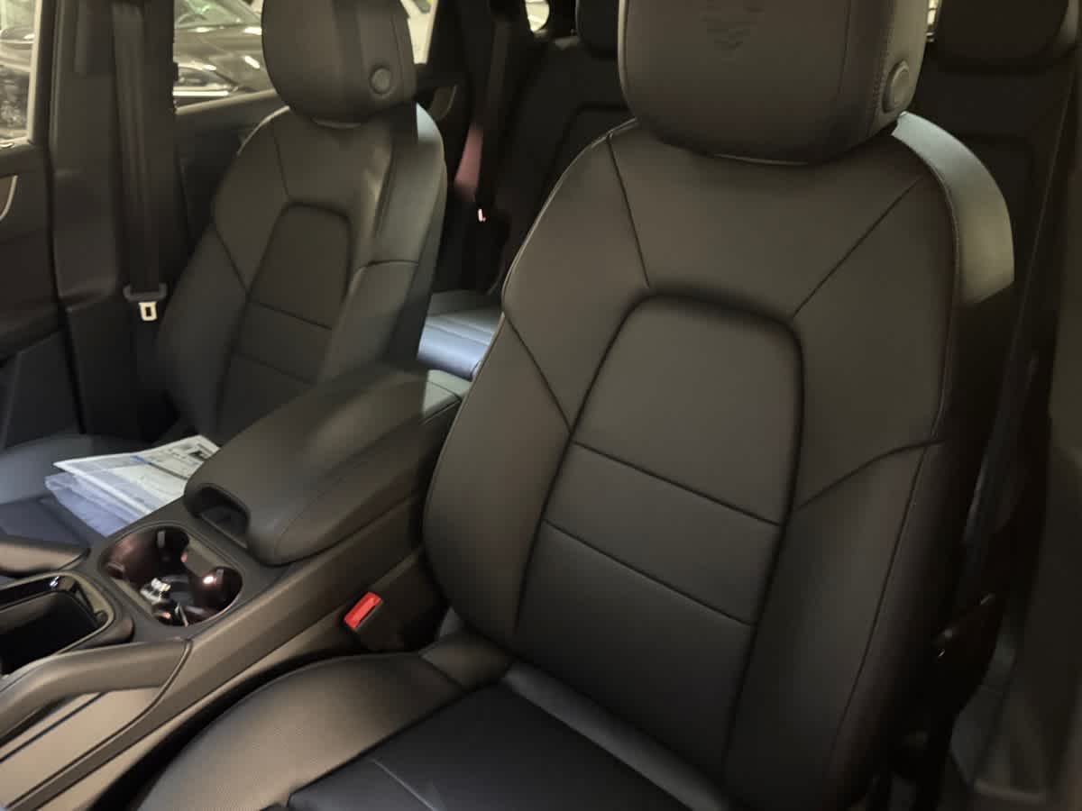 new 2026 Porsche Cayenne car