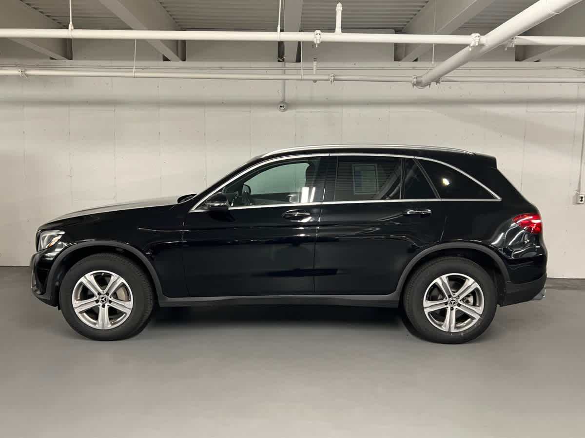 Used 2019 Mercedes-Benz GLC GLC300 with VIN WDC0G4KBXKF634993 for sale in Burlington, MA