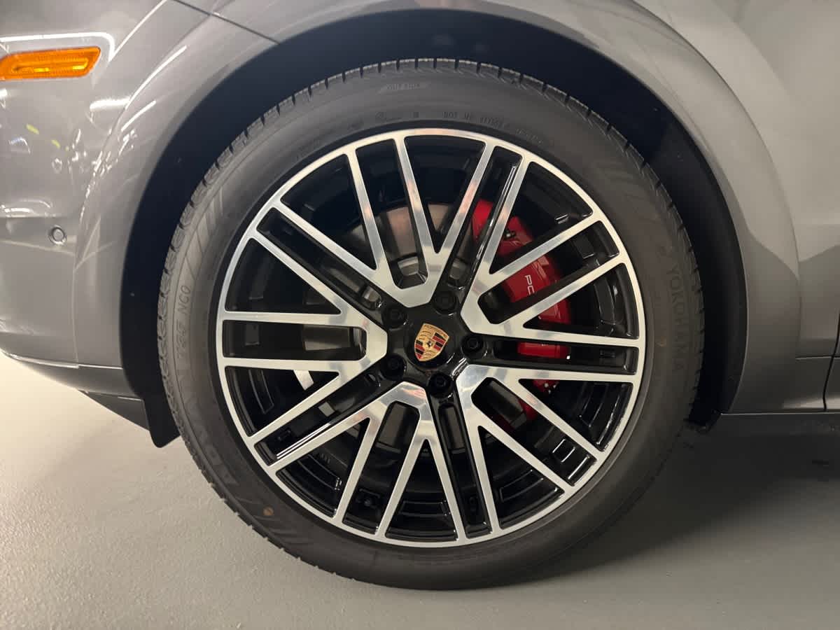 new 2026 Porsche Cayenne car