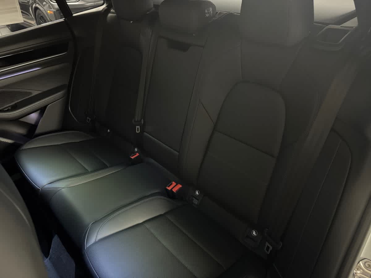 new 2026 Porsche Macan car