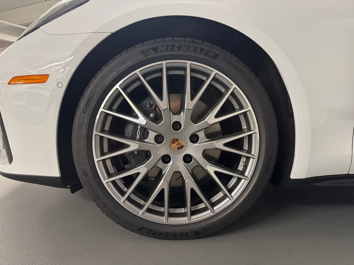 new 2026 Porsche Panamera car