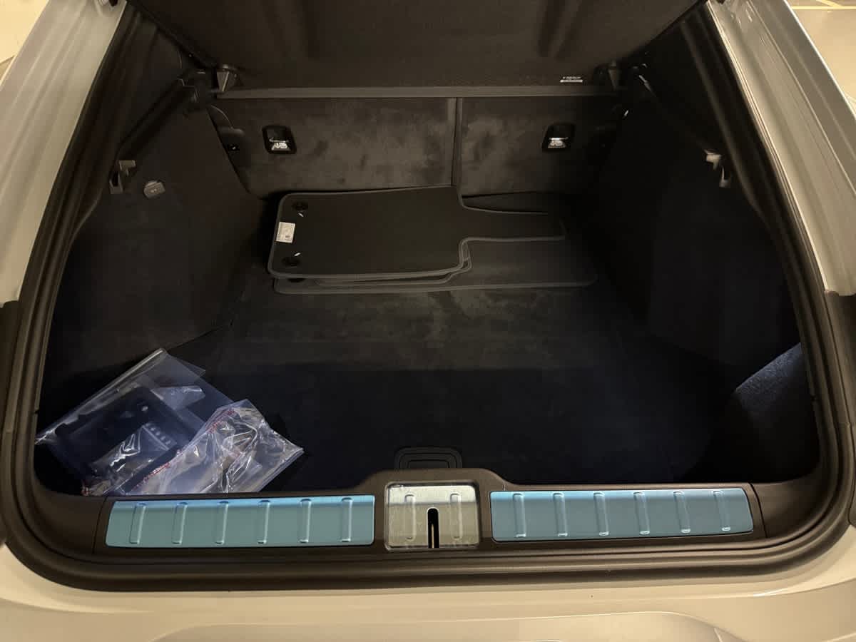 new 2026 Porsche Panamera car