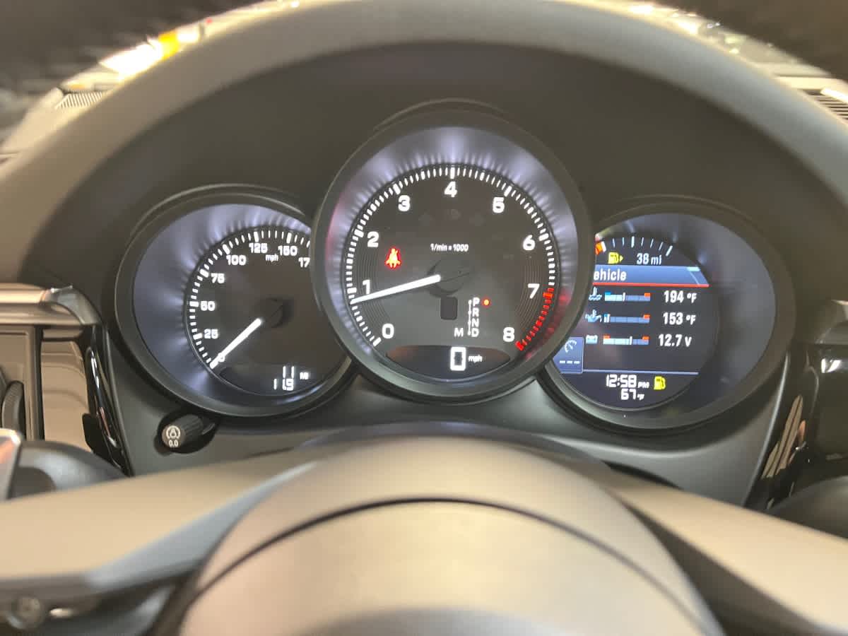 new 2026 Porsche Macan car