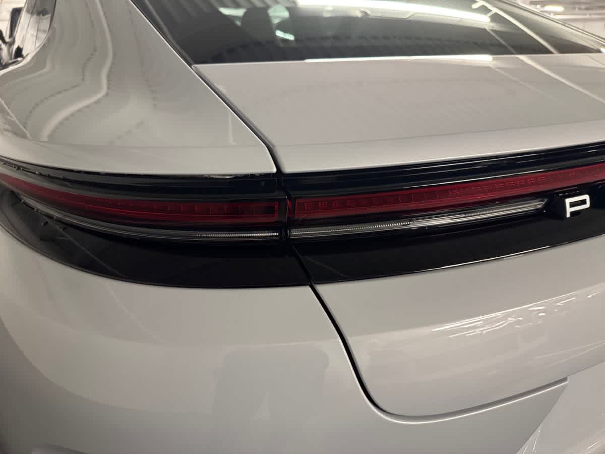 new 2026 Porsche Panamera car