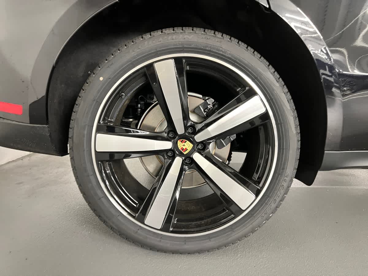 new 2026 Porsche Macan car