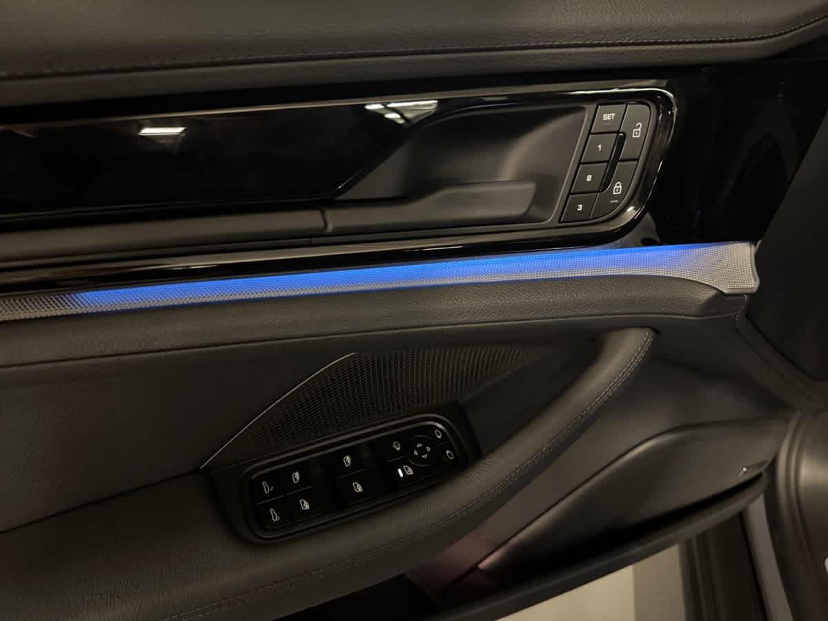 new 2025 Porsche Panamera car