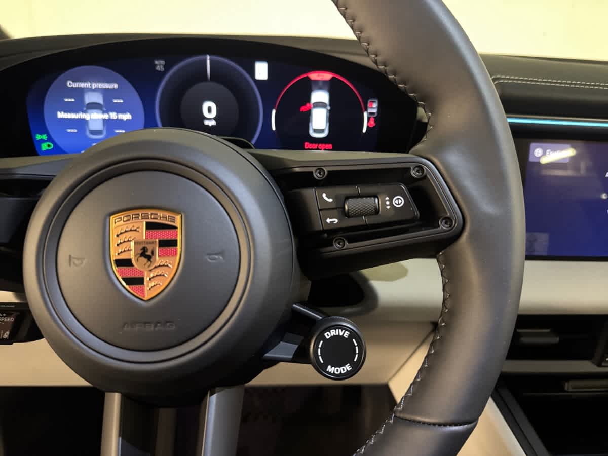 new 2026 Porsche Macan car