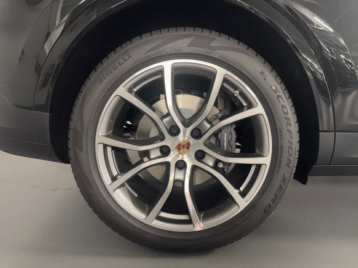 new 2026 Porsche Cayenne car