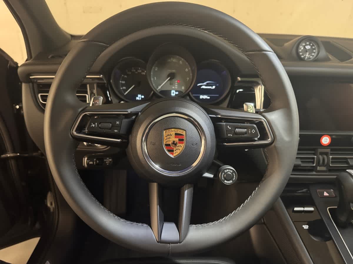 new 2026 Porsche Macan car