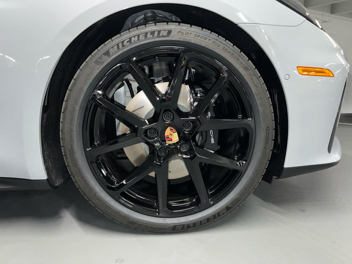 new 2026 Porsche Panamera car