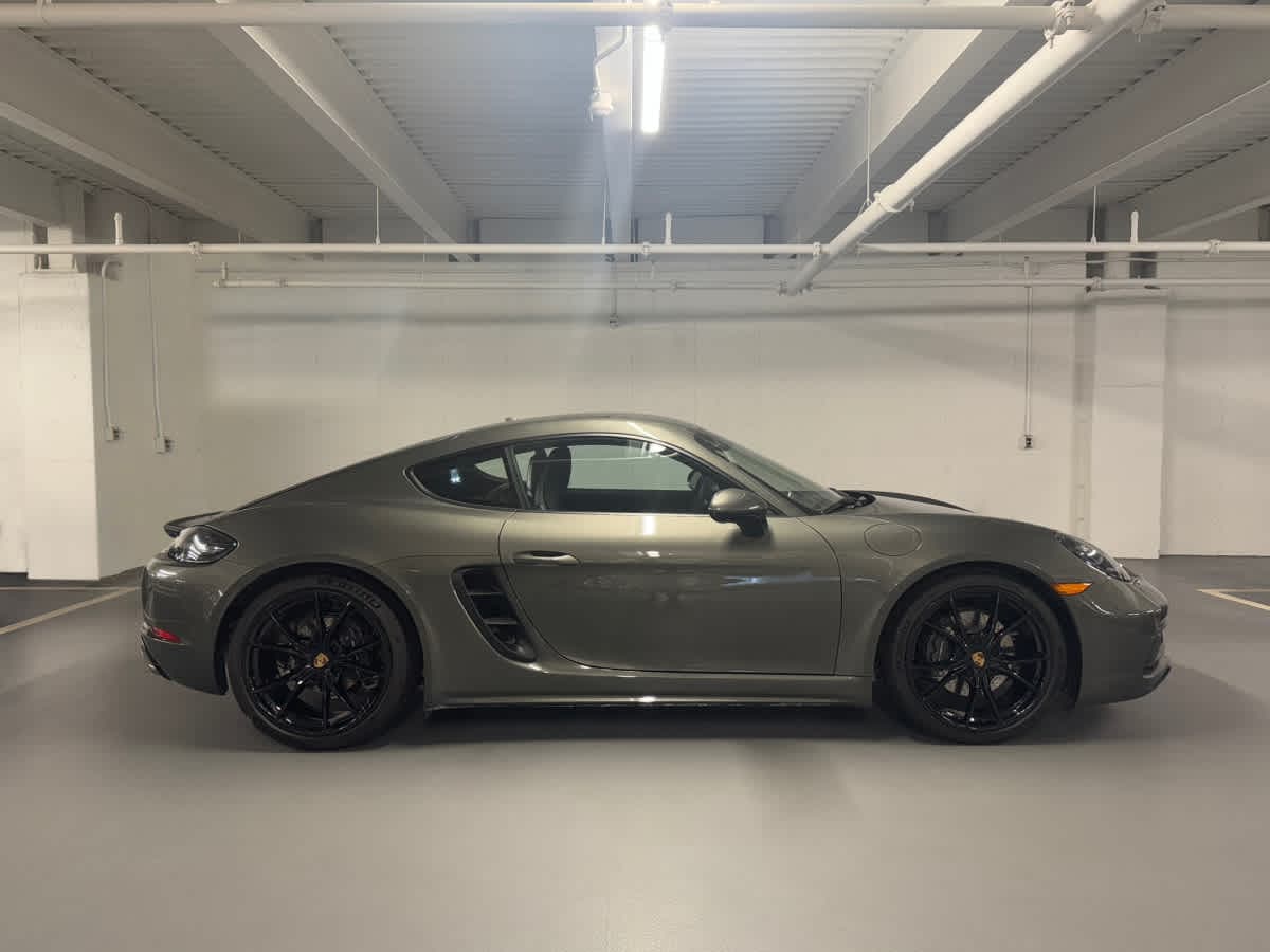 new 2025 Porsche 718 Cayman car