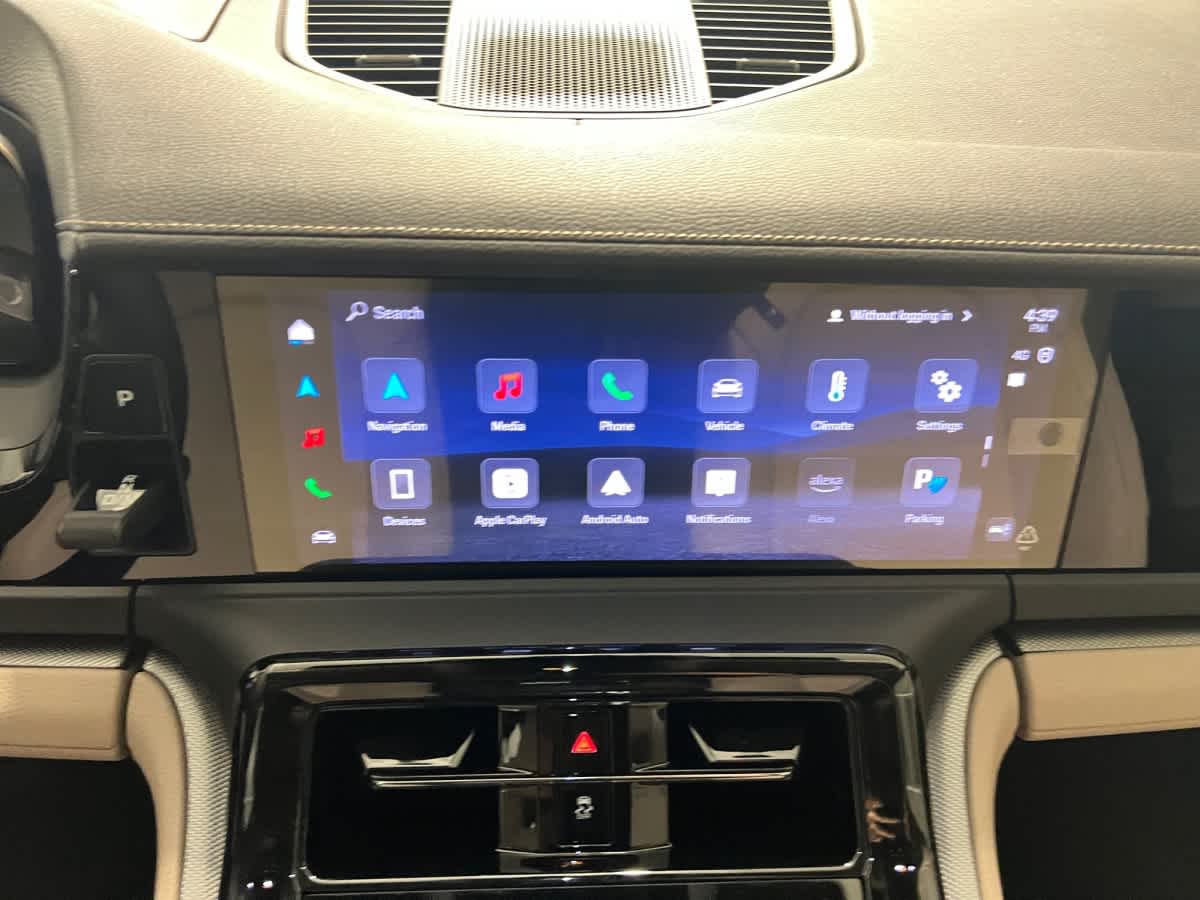 new 2026 Porsche Panamera car