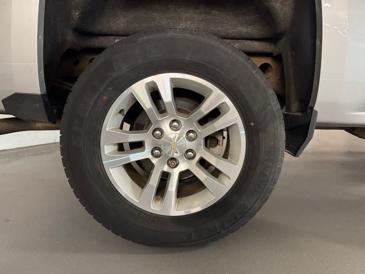 used 2018 Chevrolet Silverado 1500 car, priced at $25,998