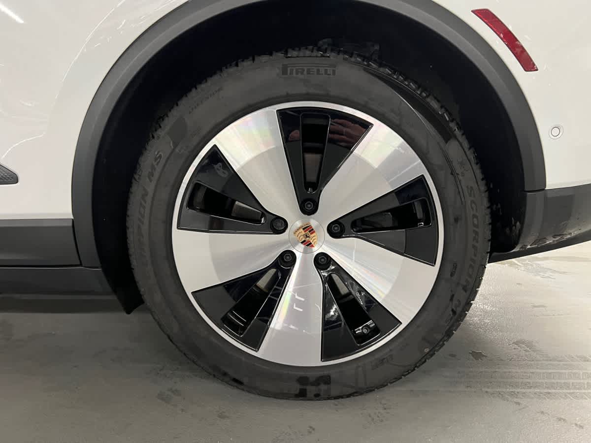 used 2025 Porsche Macan car, priced at $62,298