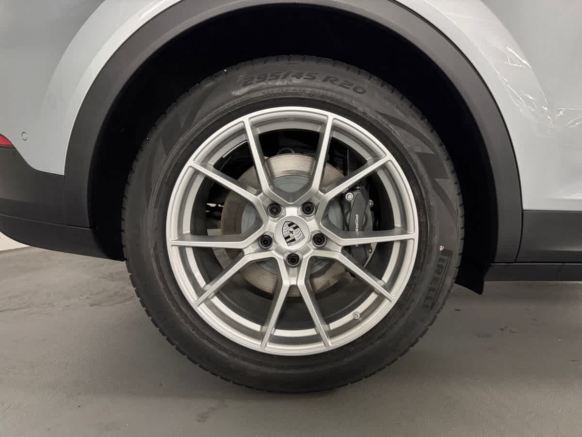 new 2026 Porsche Cayenne car