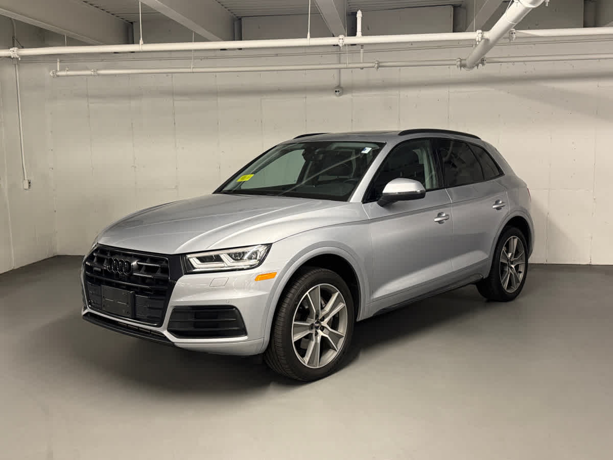 2020 Audi Q5 45 quattro S tronic Premium Plus's photo