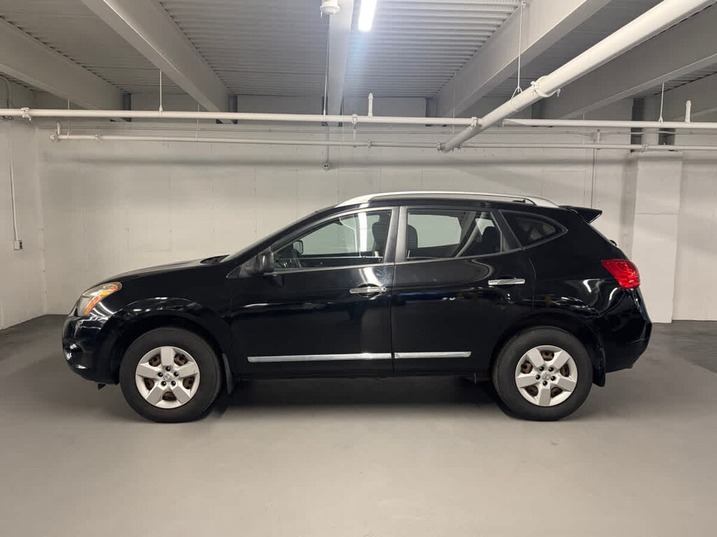 Used 2015 Nissan Rogue Select S SUV