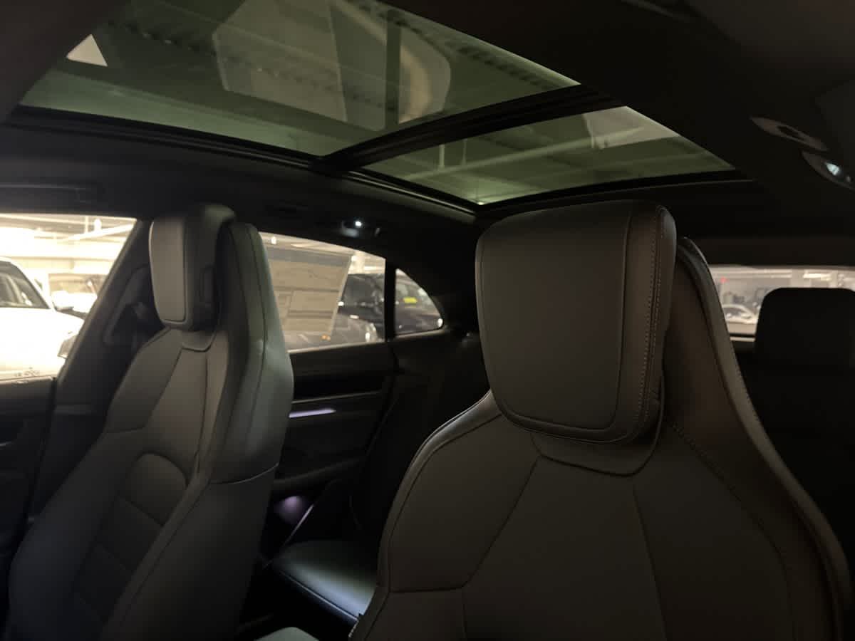 new 2026 Porsche Macan car