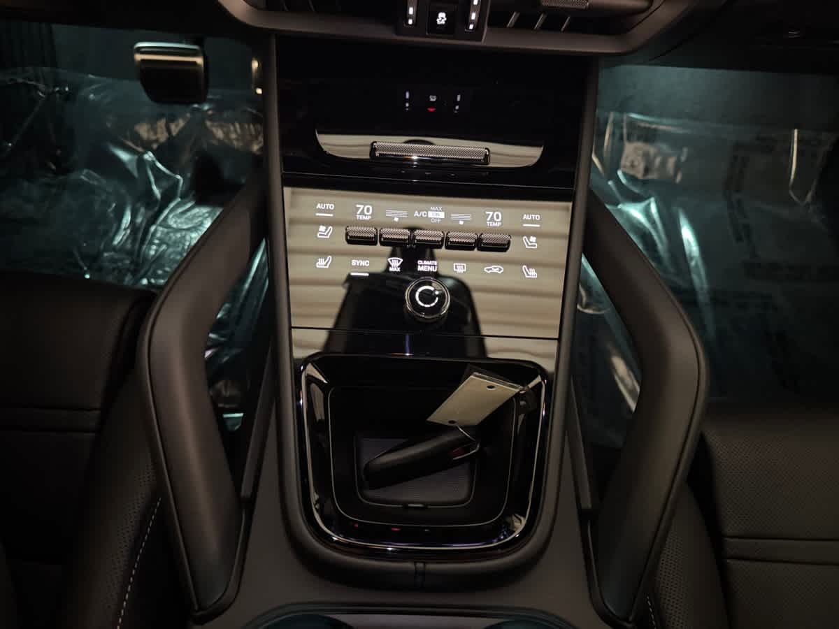 new 2026 Porsche Cayenne car