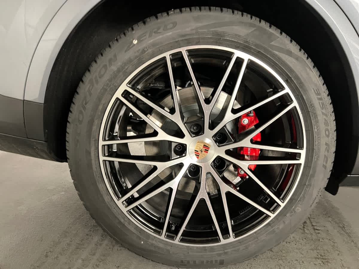 new 2026 Porsche Cayenne car