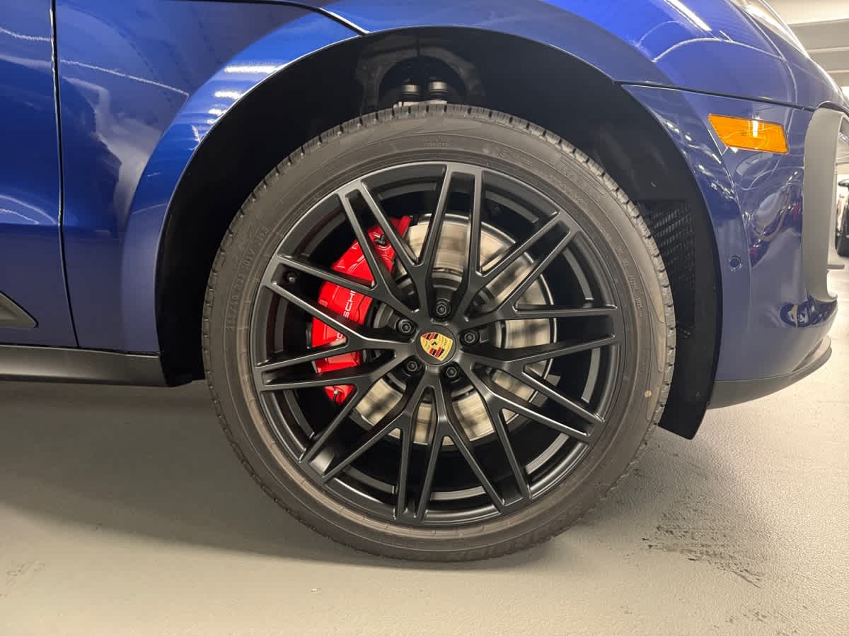 new 2026 Porsche Macan car