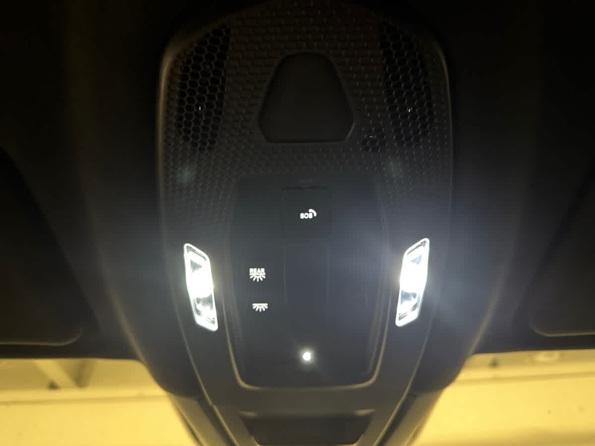 new 2025 Porsche Cayenne car