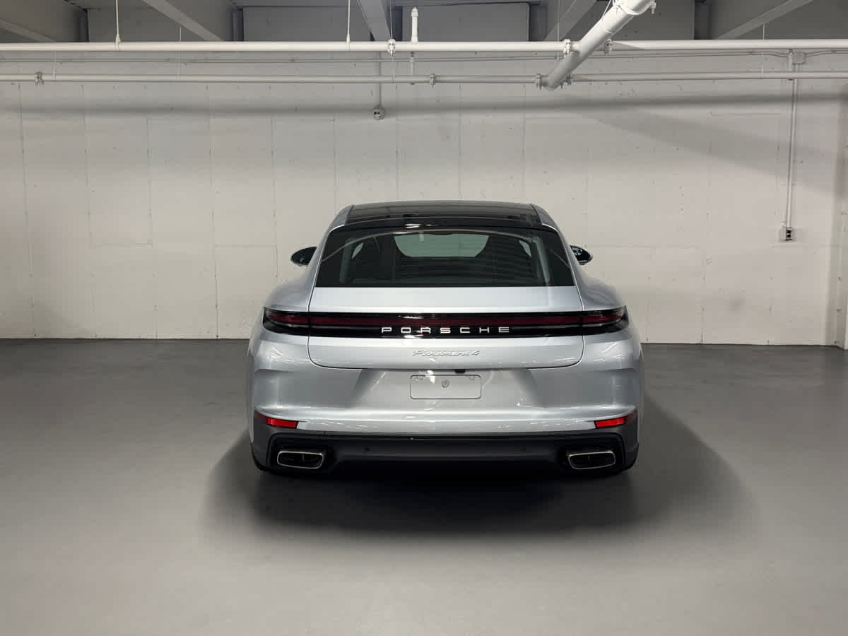 new 2026 Porsche Panamera car