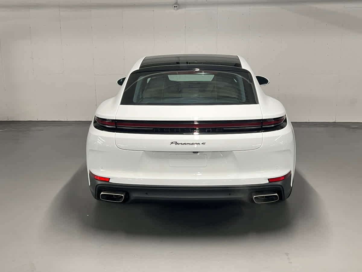 new 2026 Porsche Panamera car