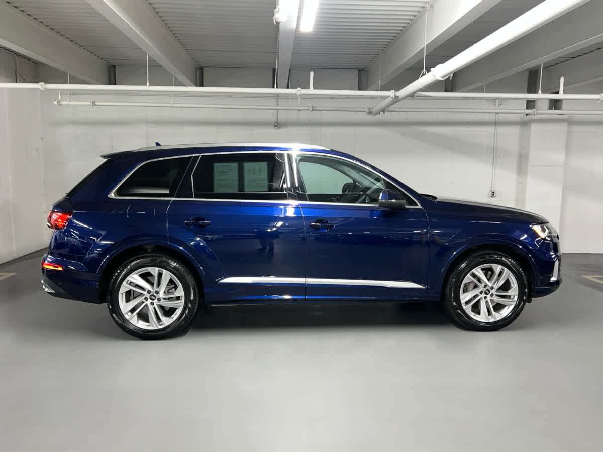 used 2022 Audi Q7 car, priced at $33,797